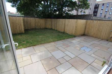 Ellenborough Park South**2 Minutes to Beach**Open Plan Living**2 Bedrooms**Garden**Allocated Parking**, Image 2