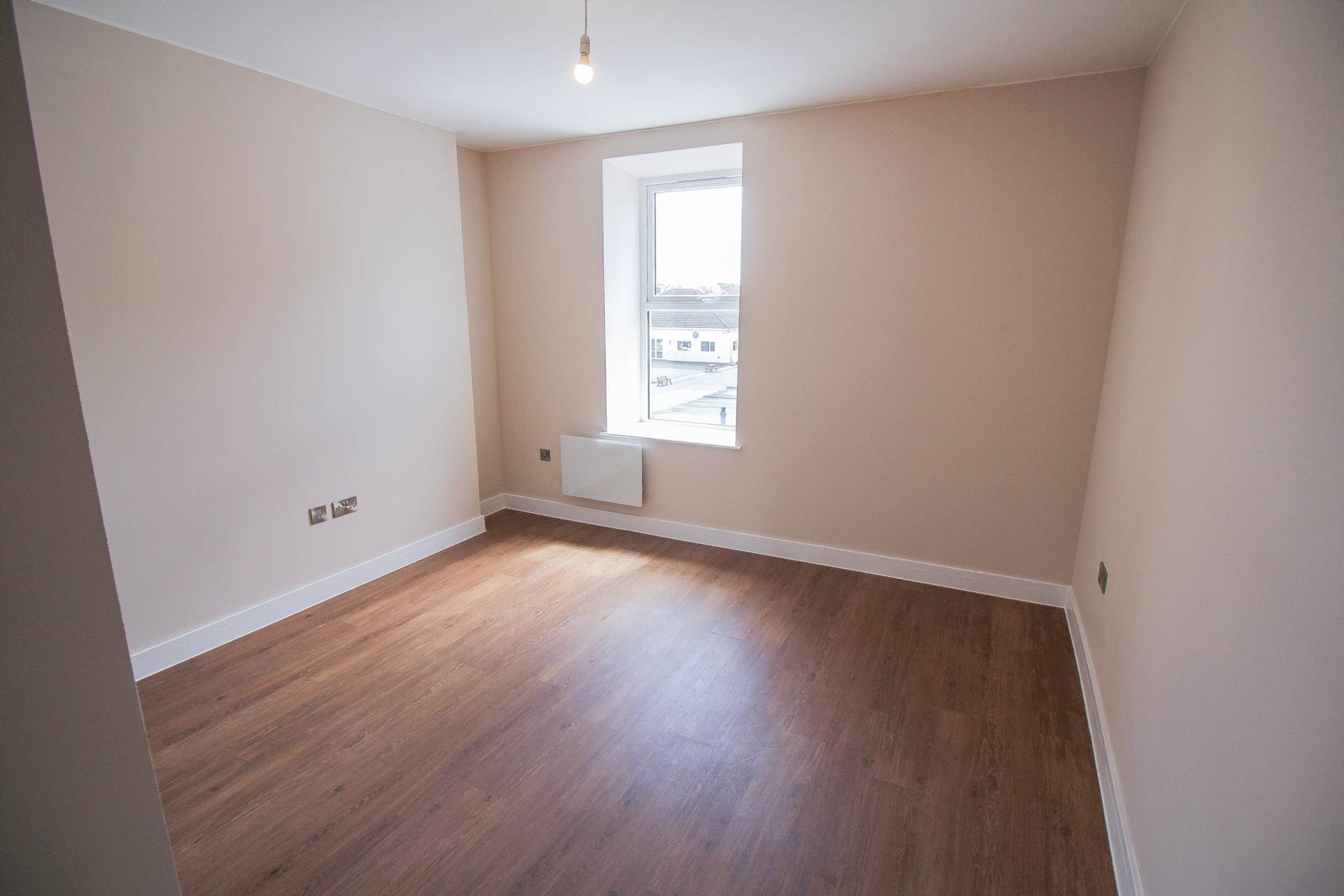 **Ellenborough Park South**Superb Location**2 Double Bedrooms**Newly Refurbished**Allocated Parking, Image 12
