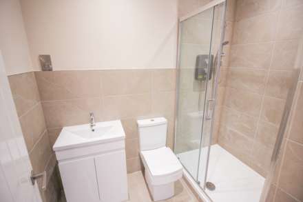 **Ellenborough Park South**Superb Location**2 Double Bedrooms**Newly Refurbished**Allocated Parking, Image 13