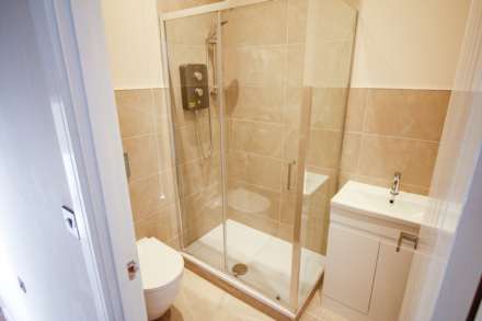 South Ward**2 Minutes to Beach**Ideal First Time Buy**Newly Converted Apartment**, Image 10
