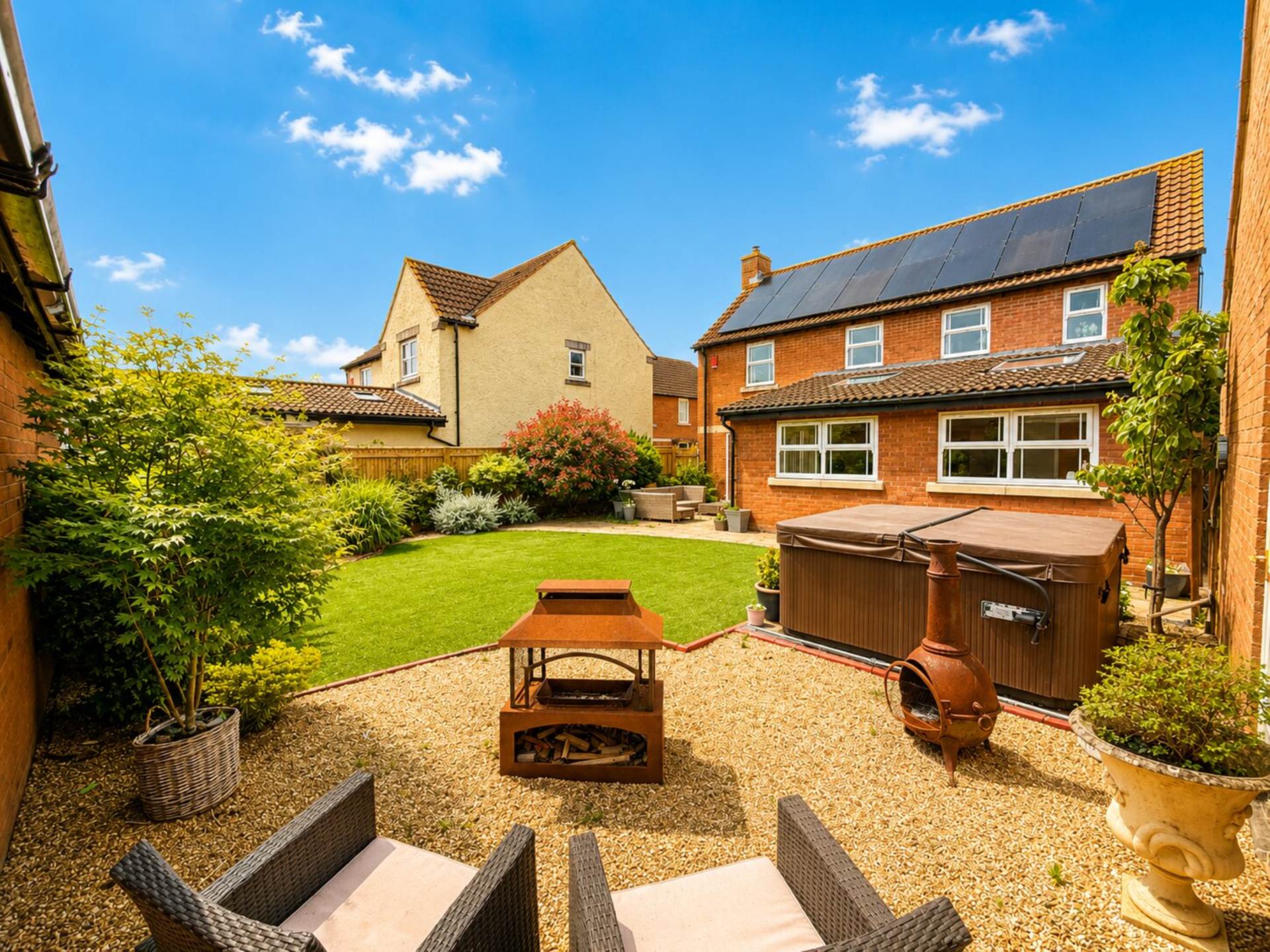 Merton Drive, Exceptional Executive Home, Image 12
