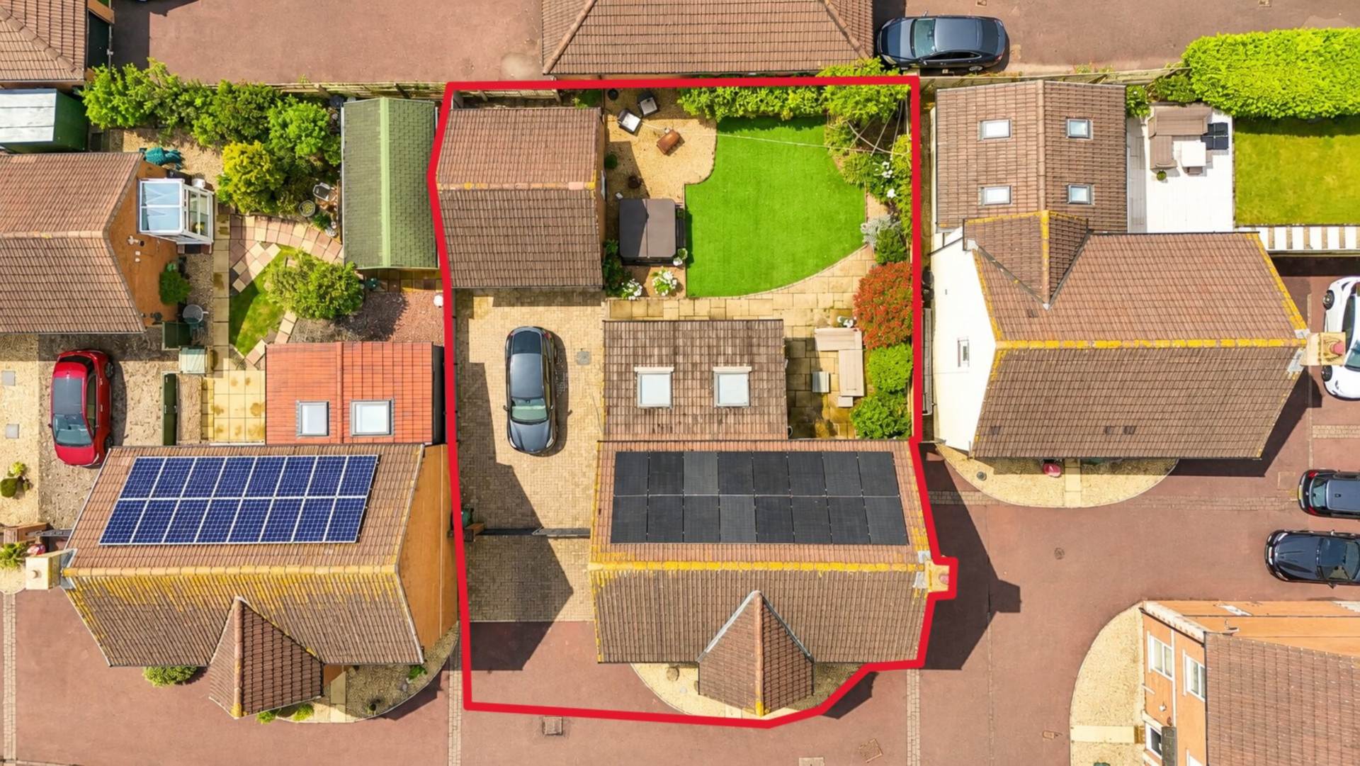Merton Drive, Exceptional Executive Home, Image 2
