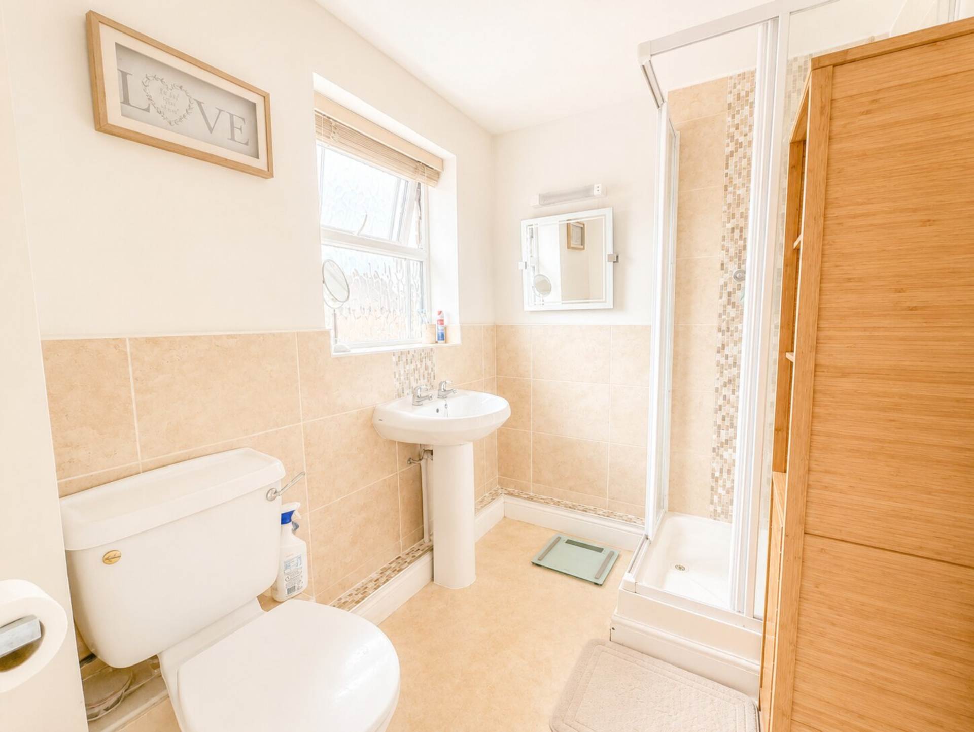 Merton Drive, Exceptional Executive Home, Image 20
