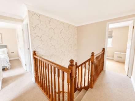 Merton Drive, Exceptional Executive Home, Image 28
