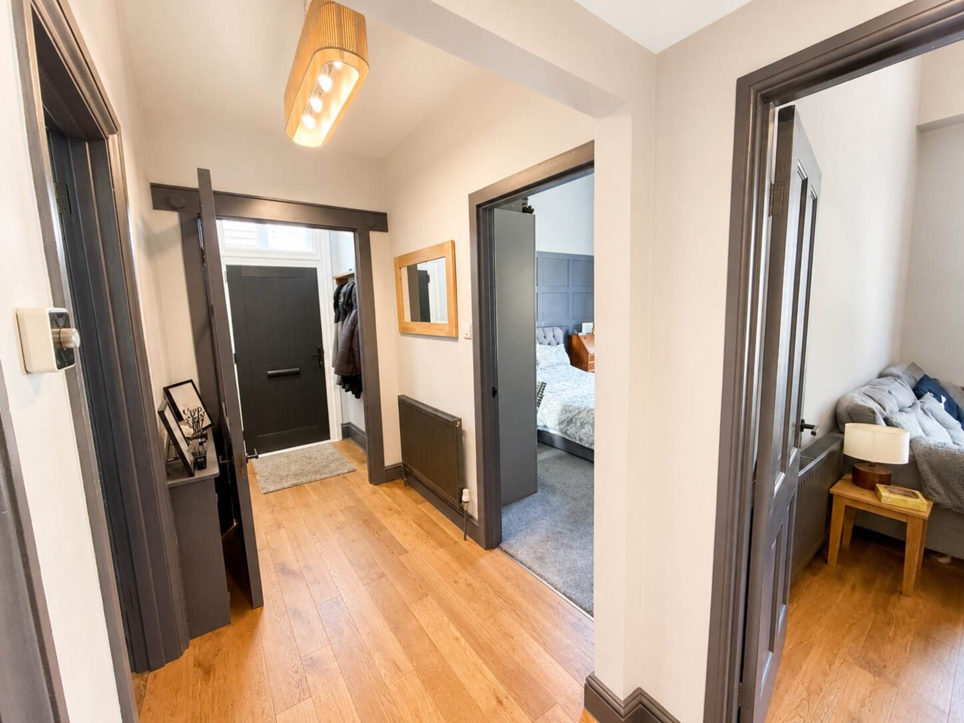 South Road, Hillside - Renovated & Character Filled Flat - Own Entrance, Image 15