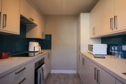 Woodford Court, 21 Clarence Road North, Image 5