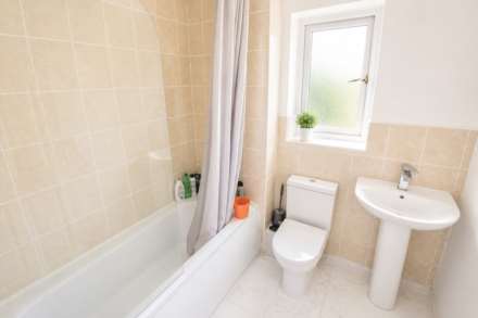 **Methwyn Close**3 Bedrooms**Priced for Quick Sale**Good Size Sunny Rear Garden**No Onward Chain**, Image 9