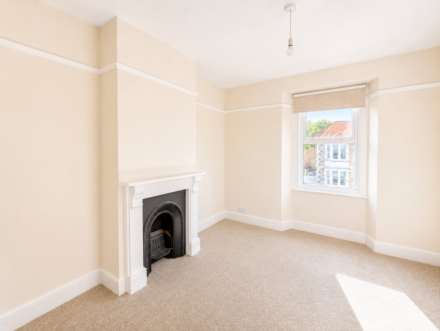 Clifton Road, South Ward, Image 5