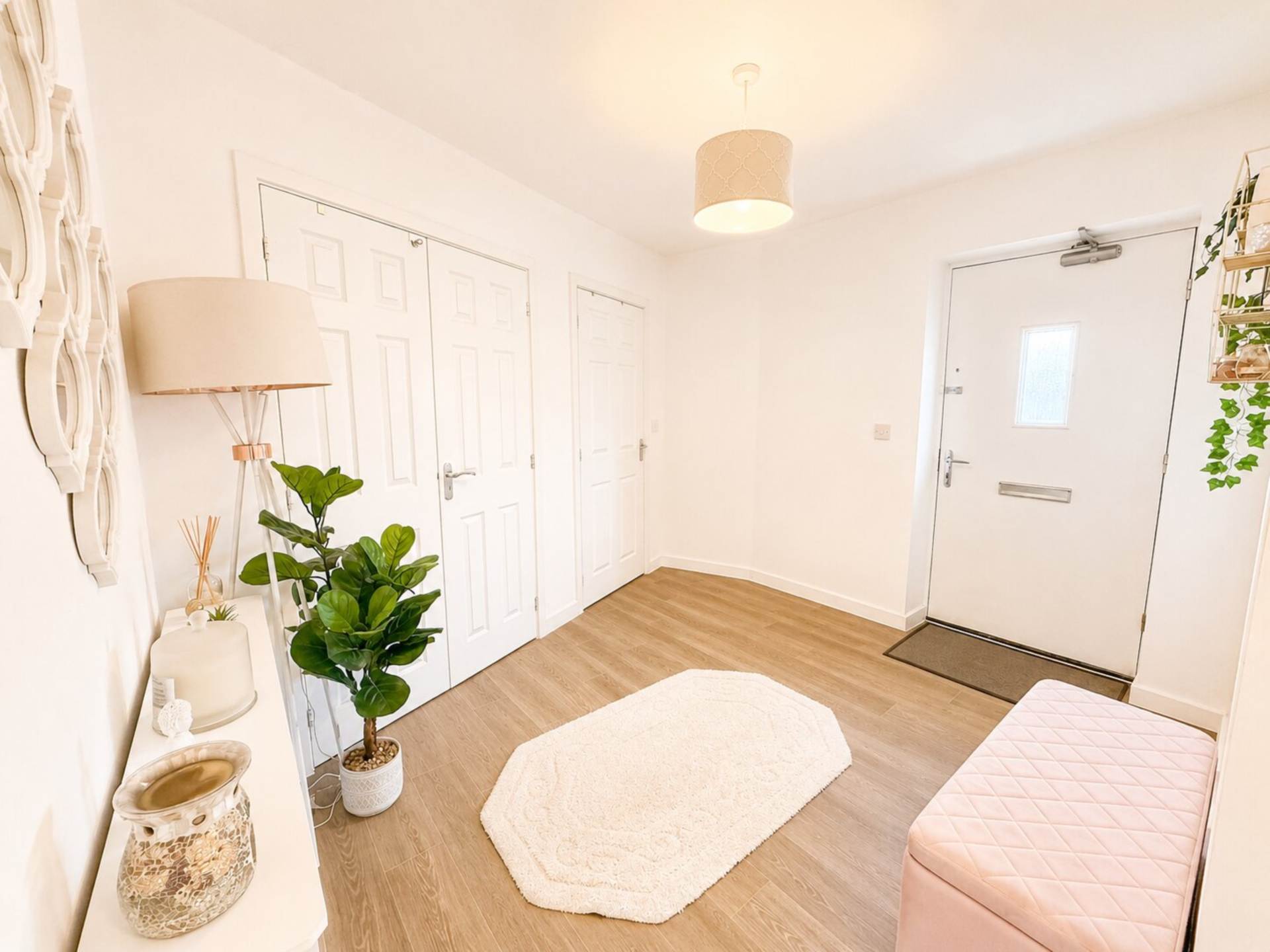 Airoh End, Haywood Village - Ground Floor Apartment - Own Entrance, Image 11