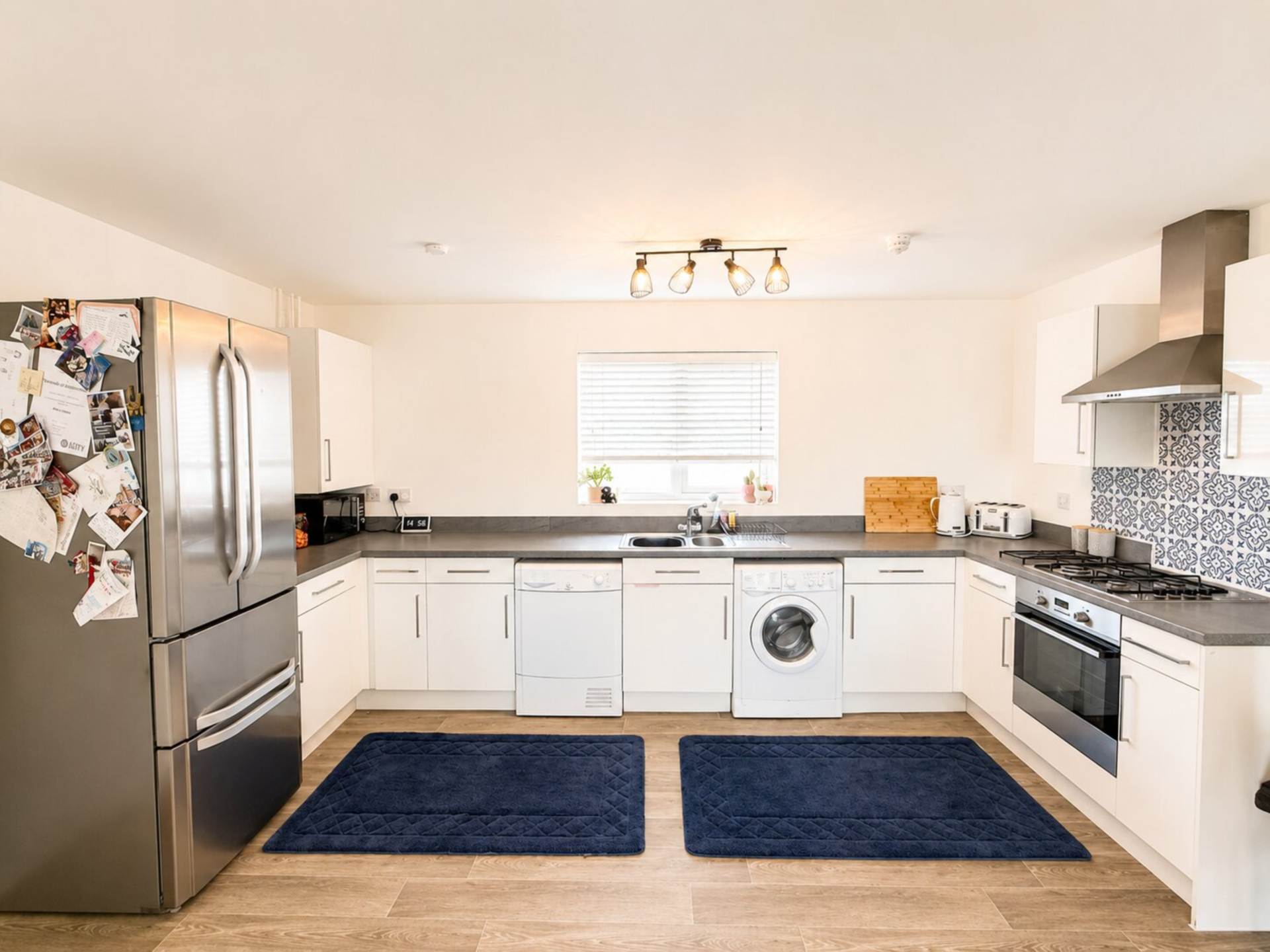 Airoh End, Haywood Village - Ground Floor Apartment - Own Entrance, Image 7