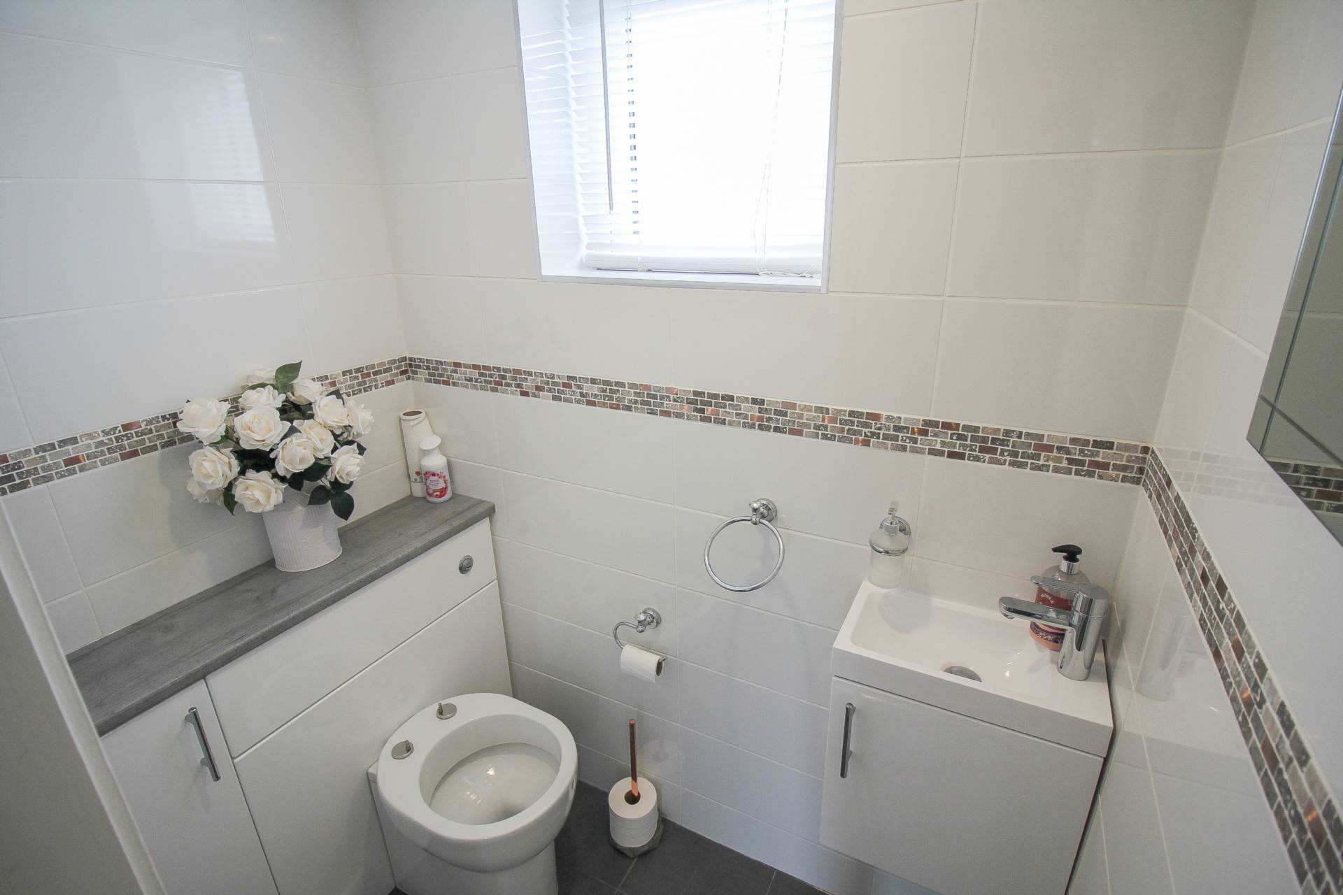 Weston super Mare**4 Bedrooms**Great Value for Money**No Onward Chain**, Image 5