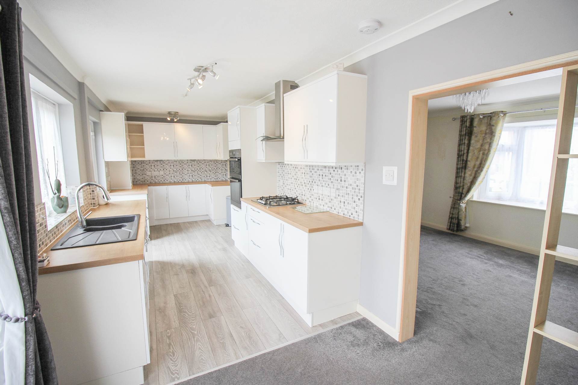 Weston super Mare**4 Bedrooms**Great Value for Money**No Onward Chain**, Image 7