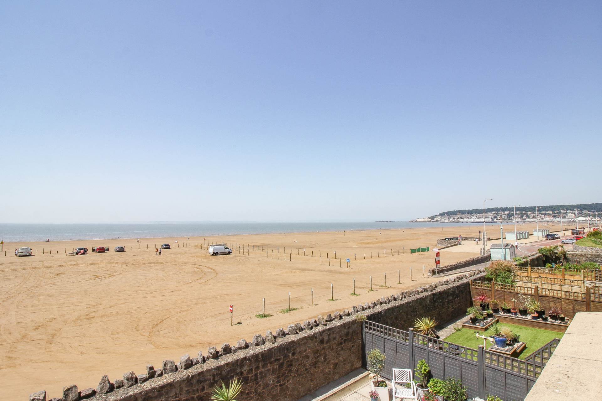 Royal Sands**Gated Development**3 Bedrooms**Sun Terrace & Balcony**, Image 6