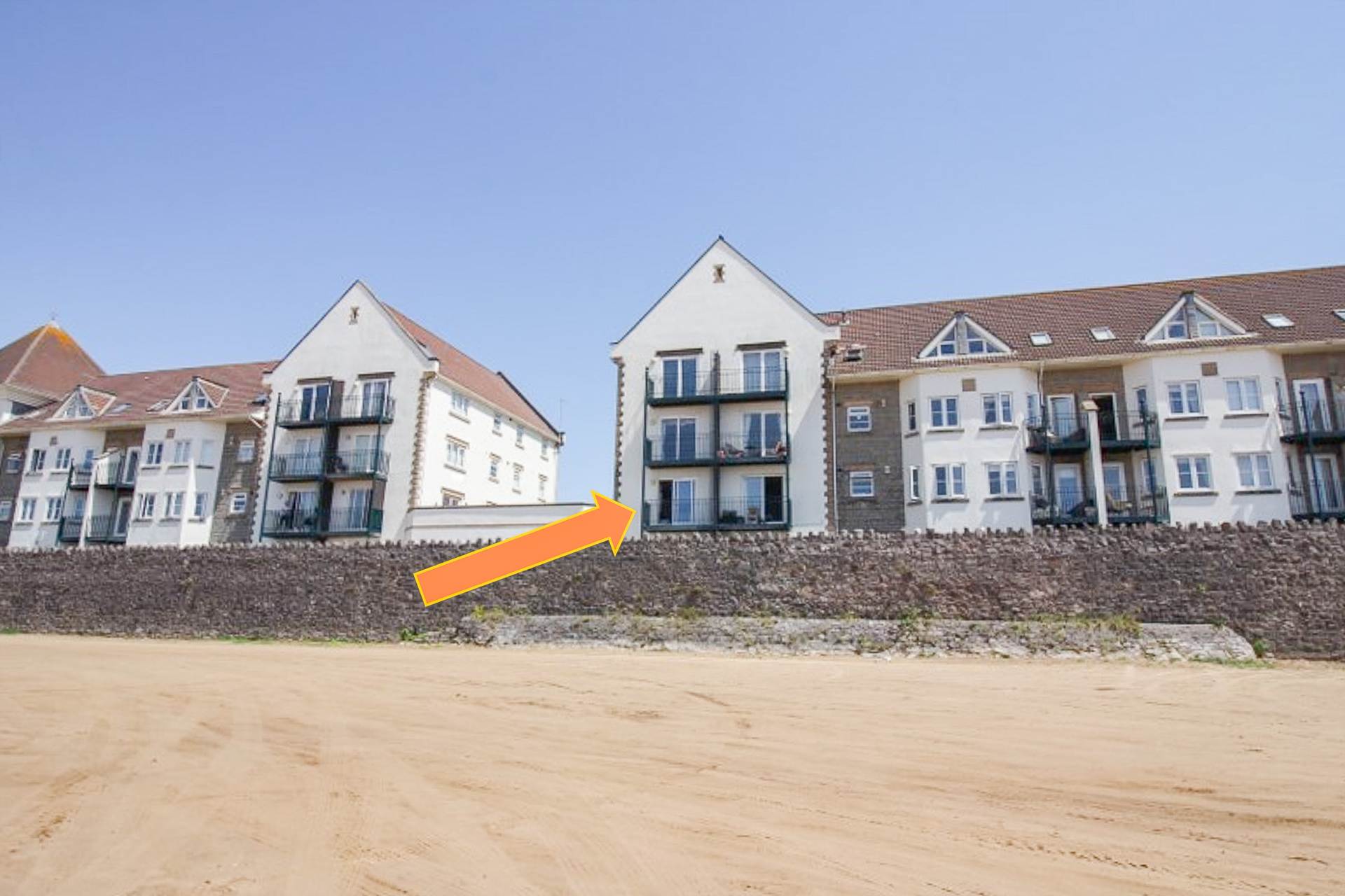 Royal Sands**Gated Development**3 Bedrooms**Sun Terrace & Balcony**, Image 7