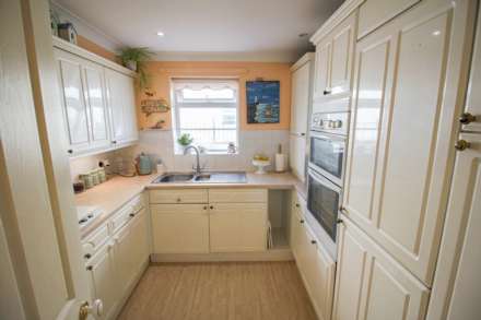 Royal Sands**Gated Development**3 Bedrooms**Sun Terrace & Balcony**, Image 12