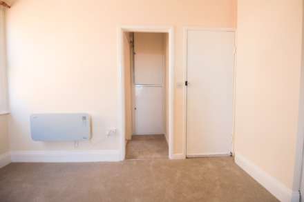 Newly Decorated Studio Apartment To Let – Walliscote Road South, Weston-super-Mare, Image 5