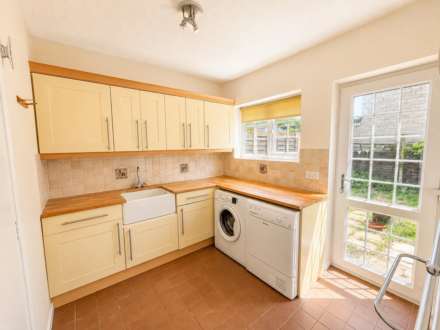 Barn End, Marshfield, Image 10