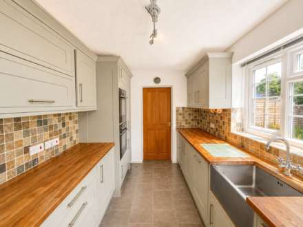 Barn End, Marshfield, Image 9