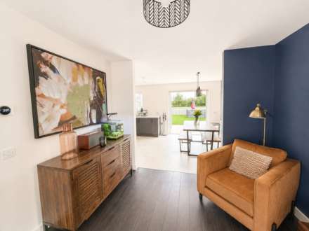 Sedgemoor Close, Lympsham, Image 6