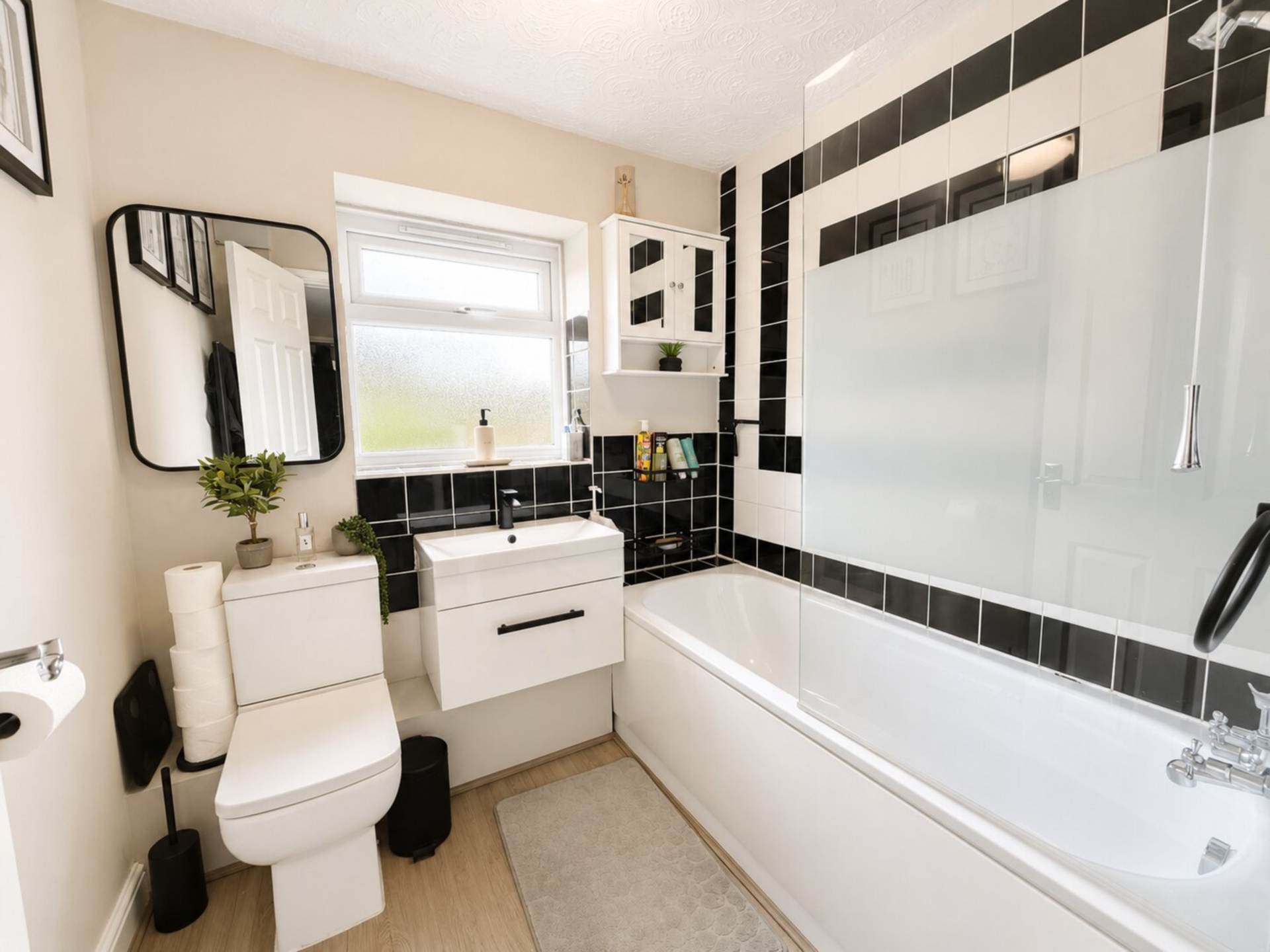 Colombo Crescent, Weston-super-Mare, Image 15