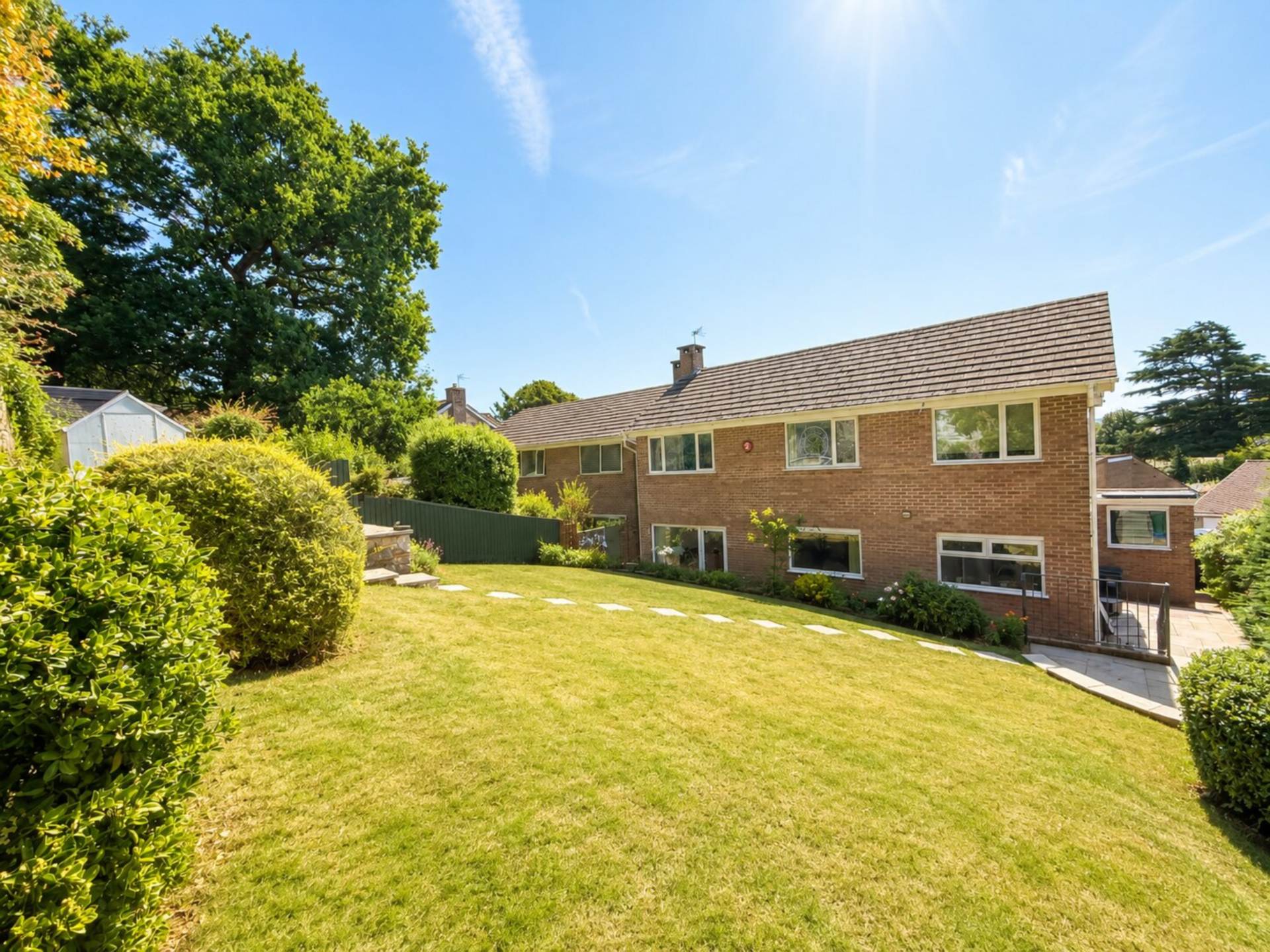 Ringwood Grove, Hillside, Image 16