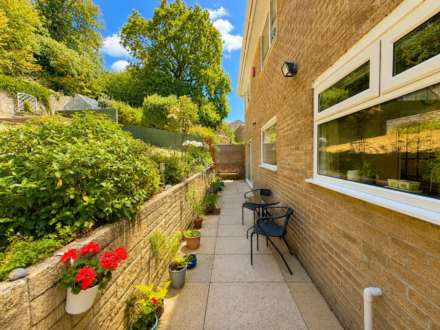 Ringwood Grove, Hillside, Image 13