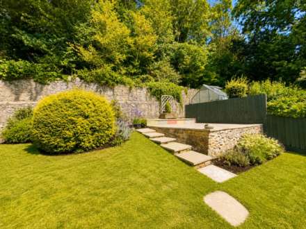 Ringwood Grove, Hillside, Image 14