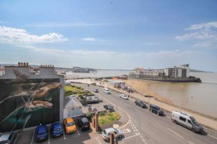 Sea Front Location**Two Bedrooms**Fabulous Sea Views**, Image 2