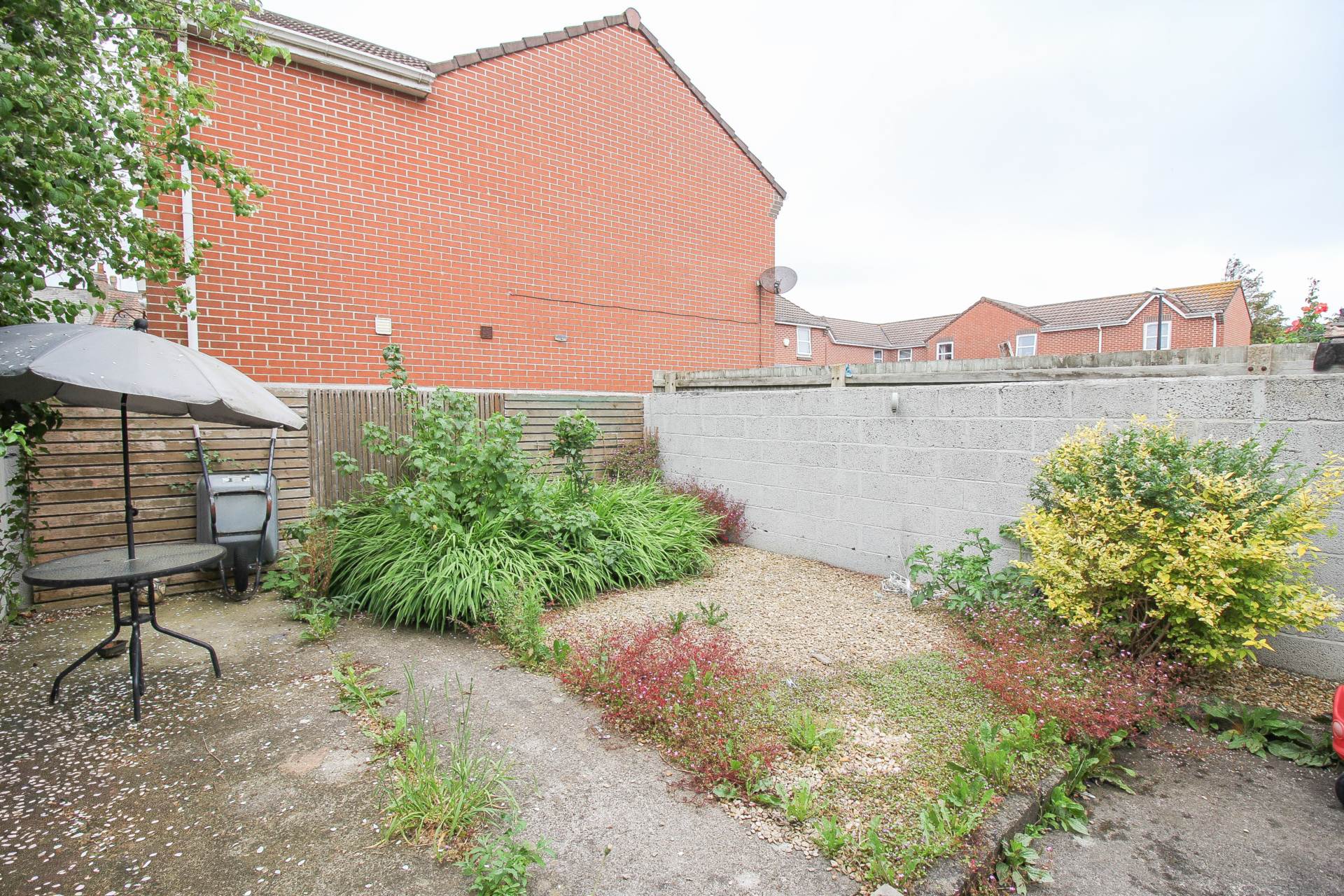 Centrally Located**3-4 Bedrooms**South Facing Garden**Motivated Seller**Well Presented Throughout**, Image 15