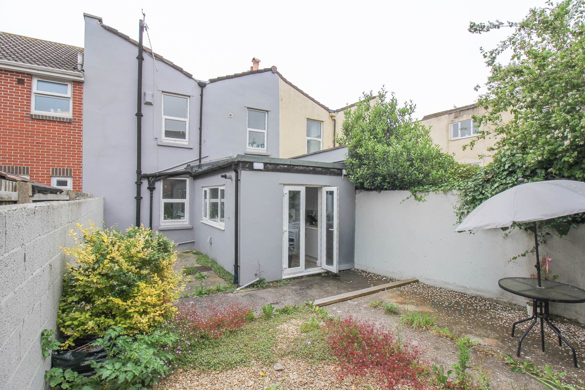 Centrally Located**3-4 Bedrooms**South Facing Garden**Motivated Seller**Well Presented Throughout**, Image 2