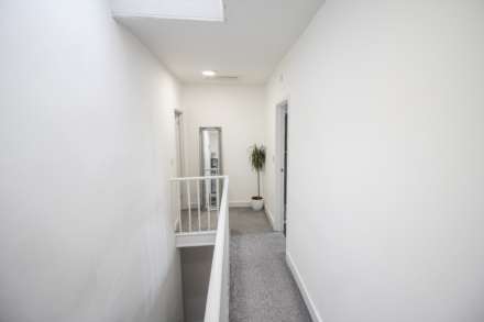 Centrally Located**3-4 Bedrooms**South Facing Garden**Motivated Seller**Well Presented Throughout**, Image 10