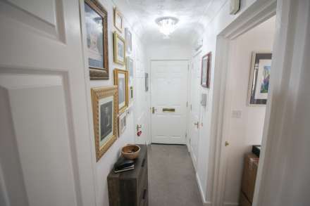 Madeira Court**Sea Front Location**Sea View**Beautifully Presented**, Image 14