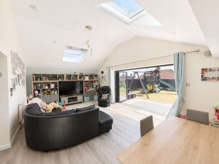 Ashbury Drive, Milton Hillside, Image 5
