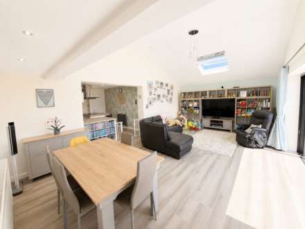 Ashbury Drive, Milton Hillside, Image 6