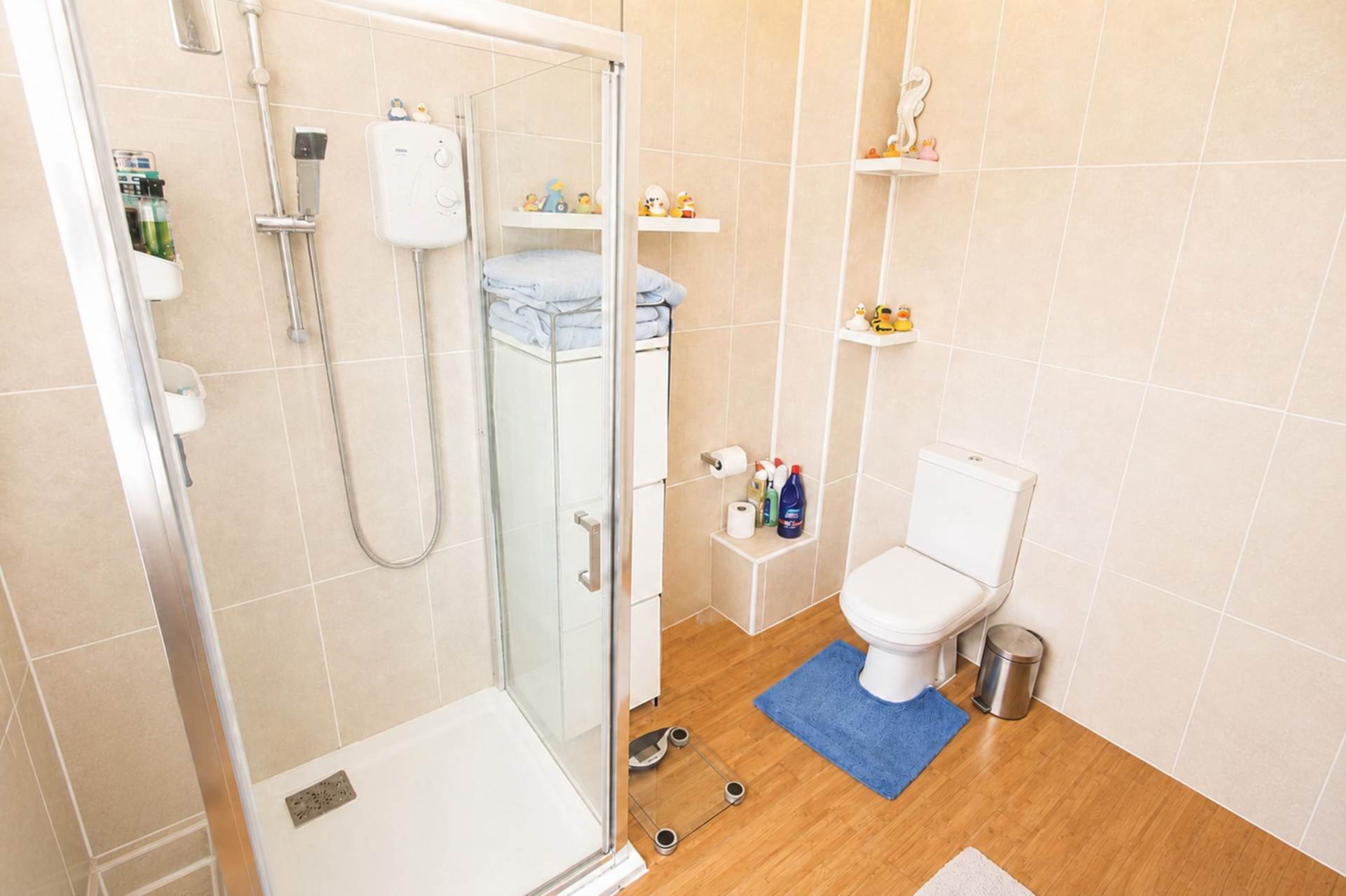 Locking Road**Home & Income** 6 Bedrooms**Great Location**, Image 14