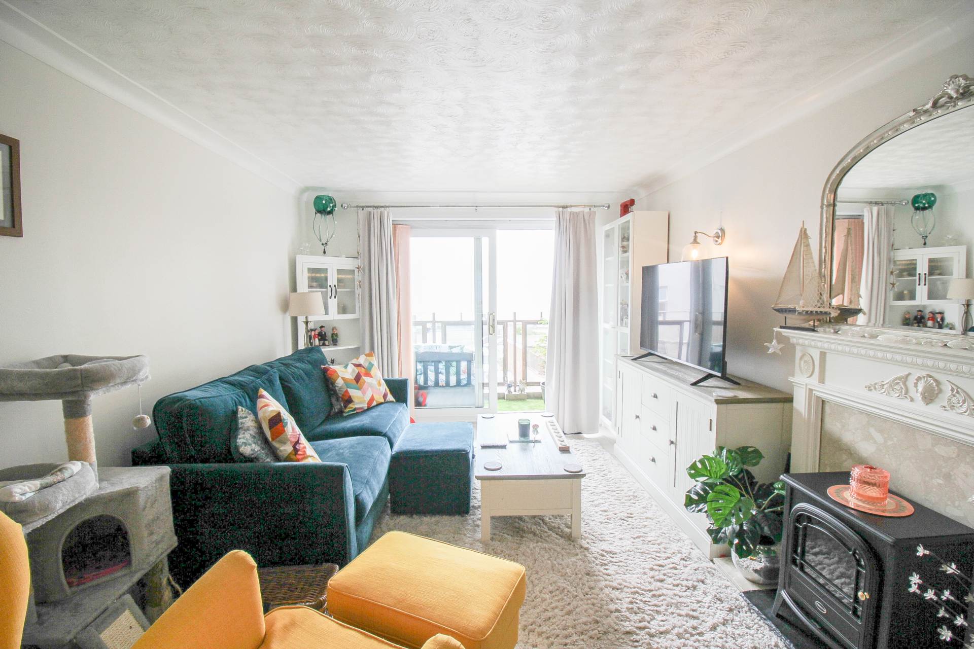 Madeira Court**Sea Front Location**Very Well Presented**Super Sea Views**, Image 4