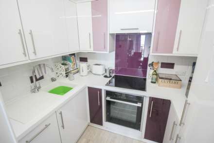 Madeira Court**Sea Front Location**Very Well Presented**Super Sea Views**, Image 6