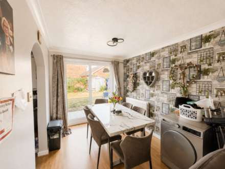 Wyvern Close, Weston-super-Mare, Image 4
