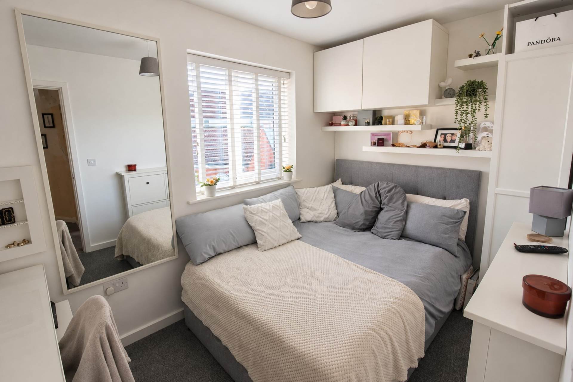 **Cheddar**2 Minutes to Reservoir**Excellent Location**Fabulous Private Garden**4 Double Bedrooms**, Image 21