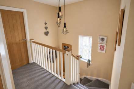 **Cheddar**2 Minutes to Reservoir**Excellent Location**Fabulous Private Garden**4 Double Bedrooms**, Image 16