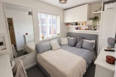 **Cheddar**2 Minutes to Reservoir**Excellent Location**Fabulous Private Garden**4 Double Bedrooms**, Image 21