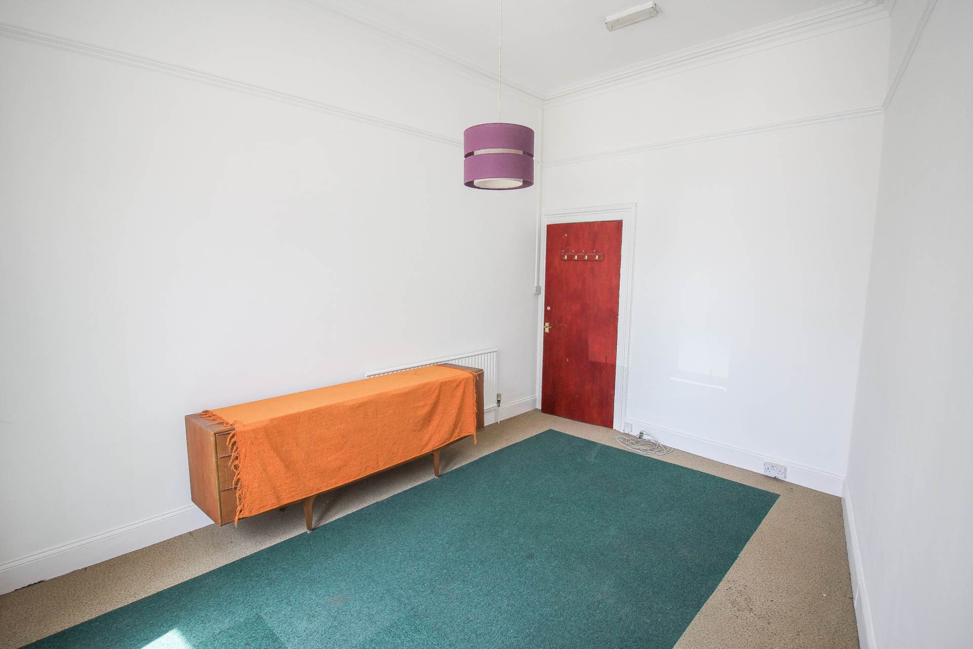 West Street**Just Off Beach Front**Home & Income**, Image 9
