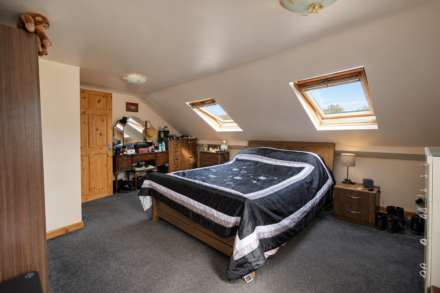 **Sand Bay**Perfect for Dual Occupancy**Swimming Pool Complex**2 Minutes to Beach**, Image 19