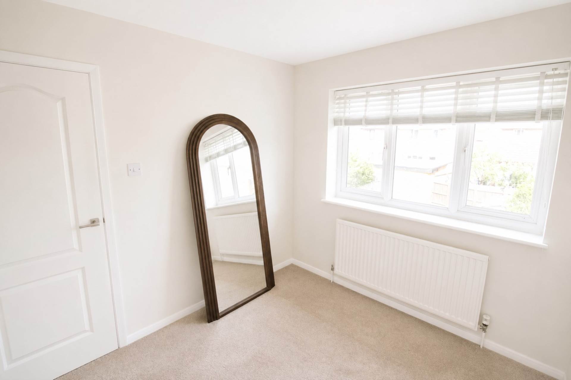 Richards Close**Beautifully presented**Large Sunny Garden**3 Bedrooms**Extra Living Space**, Image 13