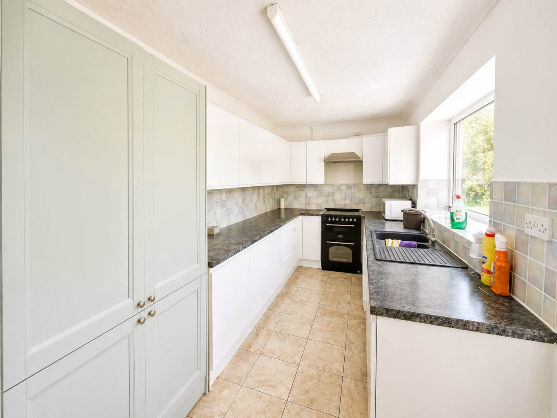 Ashcombe Gardens, Milton, Image 13