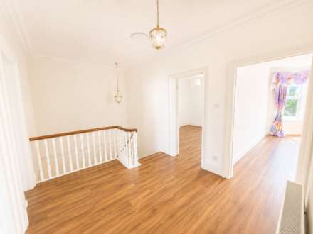 Ashcombe Gardens, Milton, Image 21