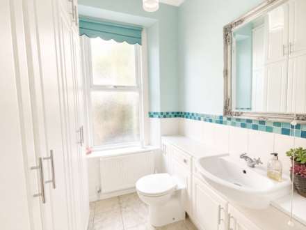 Ashcombe Gardens, Milton, Image 22