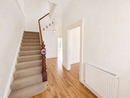 Ashcombe Gardens, Milton, Image 3