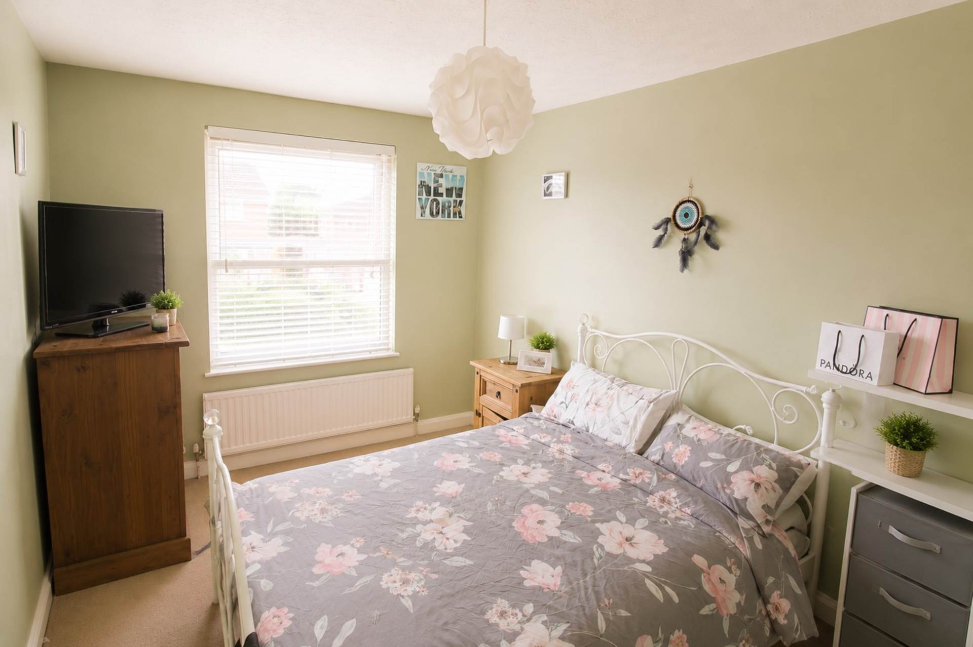 Worle**House with Potential Annex** Potential of 6 Beds**2 Shower Rooms & Bathroom**, Image 15