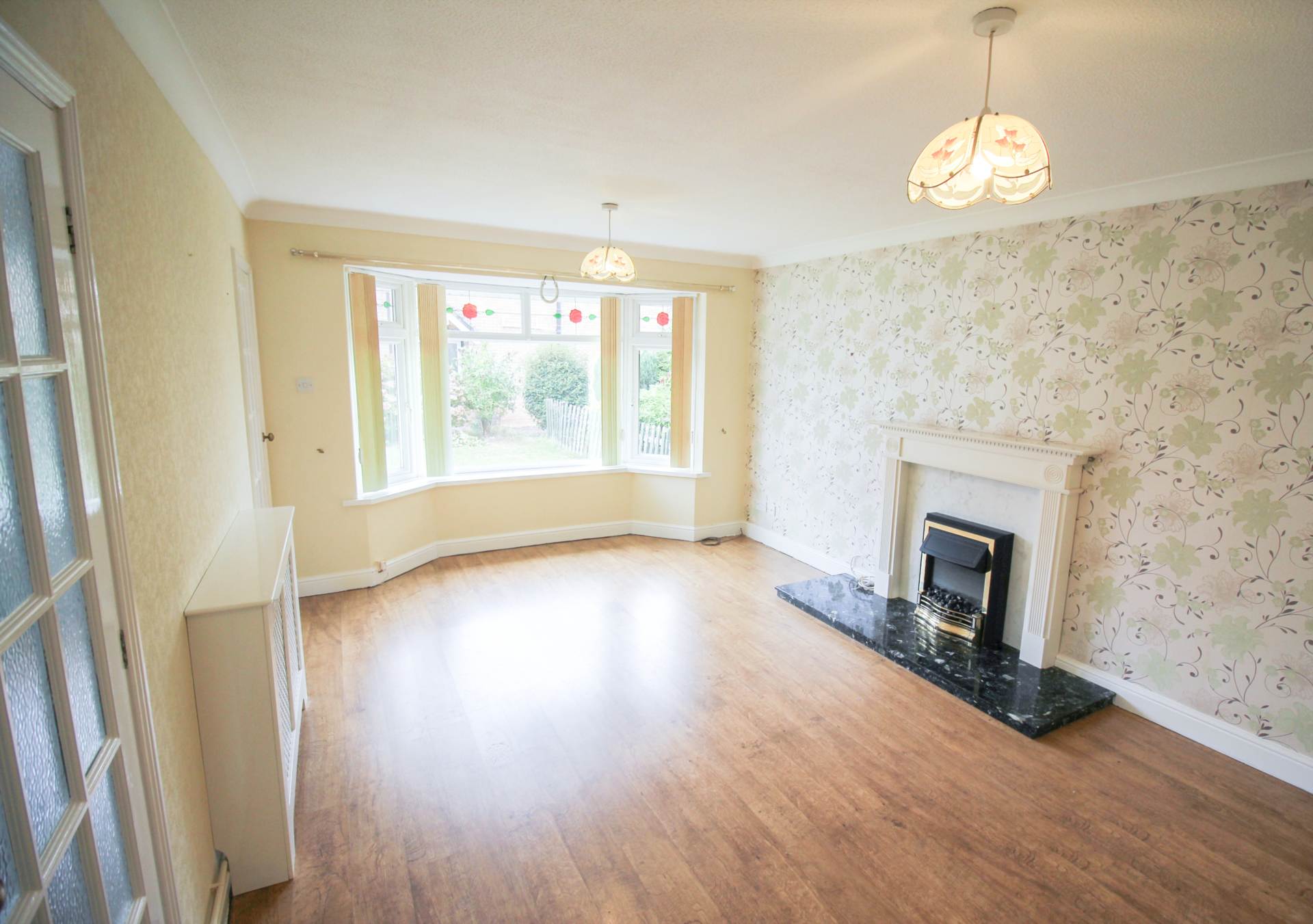 **Banwell**2 Bedrooms**Corner Plot**Conservatory**No Onward Chain**, Image 3